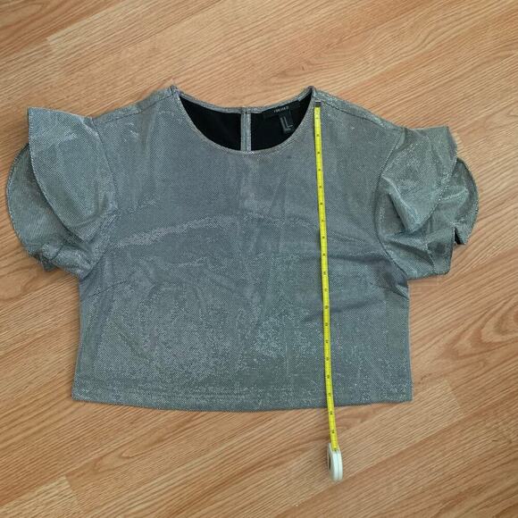 Metallic Silver Holiday Party Mesh Cropped Top Flutter Ruffle Sleeve Size M - Picture 5 of 7